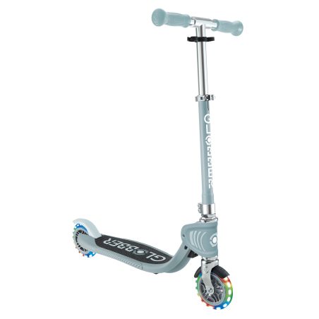 Trottinette 2 roues Globber conçue pour les enfants dès 3 ans