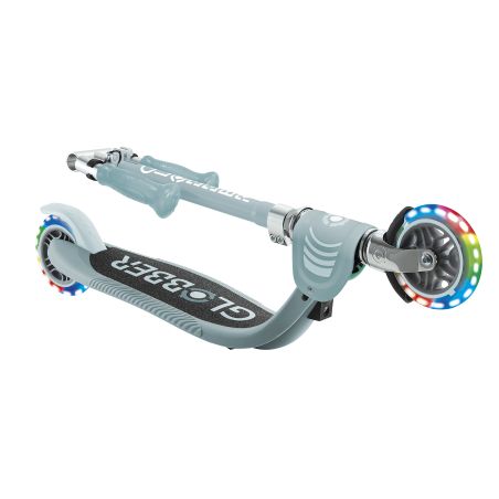 Trottinette 2 roues Globber conçue pour les enfants dès 3 ans